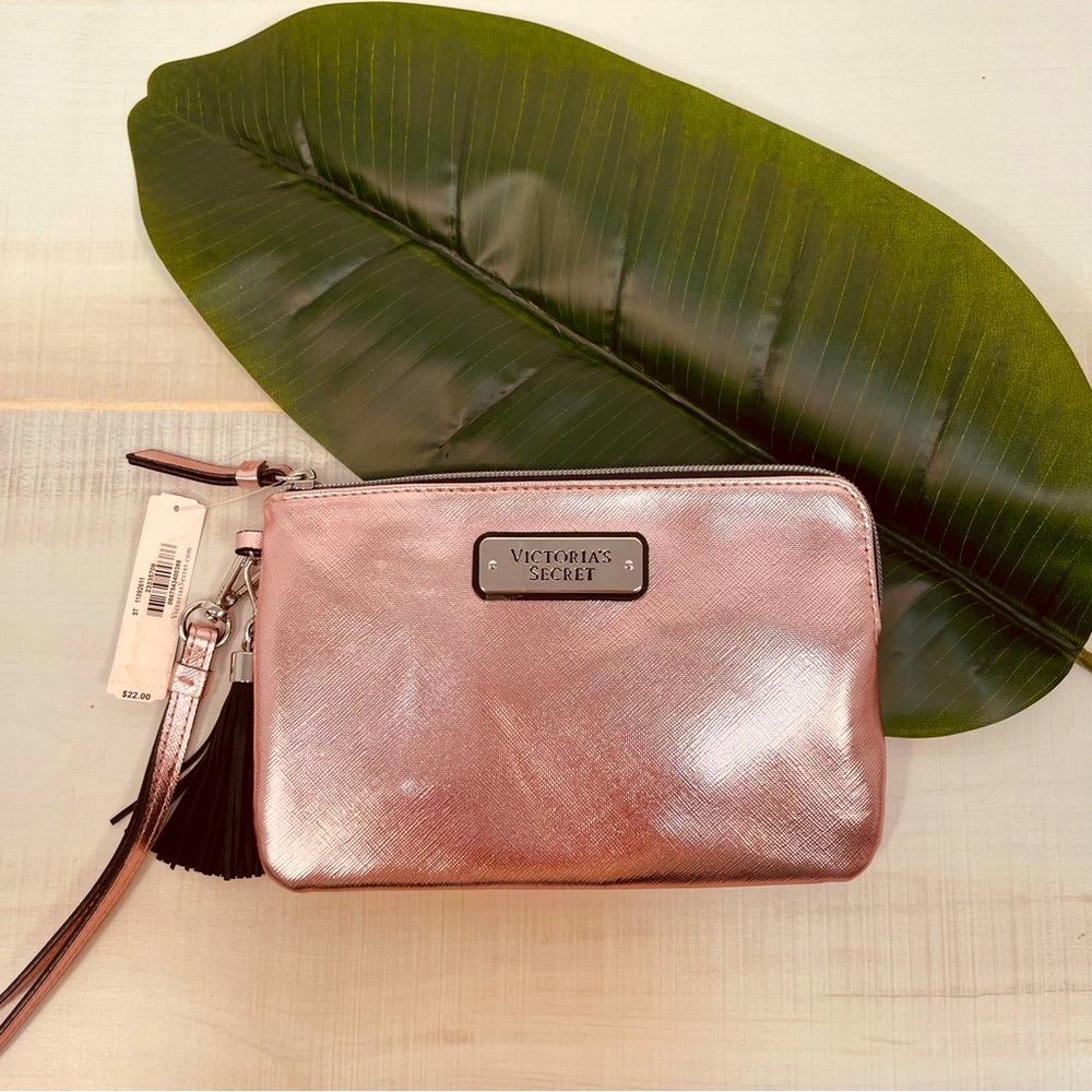 Victoria’s Secret NWT Metallic Pink Zipper Cosmetic Makeup Bag